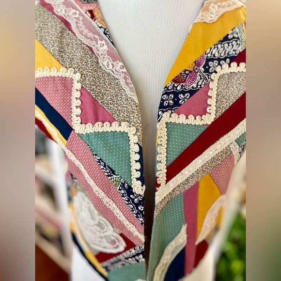 Vintage Vest Patchwork Handmade Mixed Prints Cottagecore Quilted 70s 80s SZ S - Picture 3 of 7